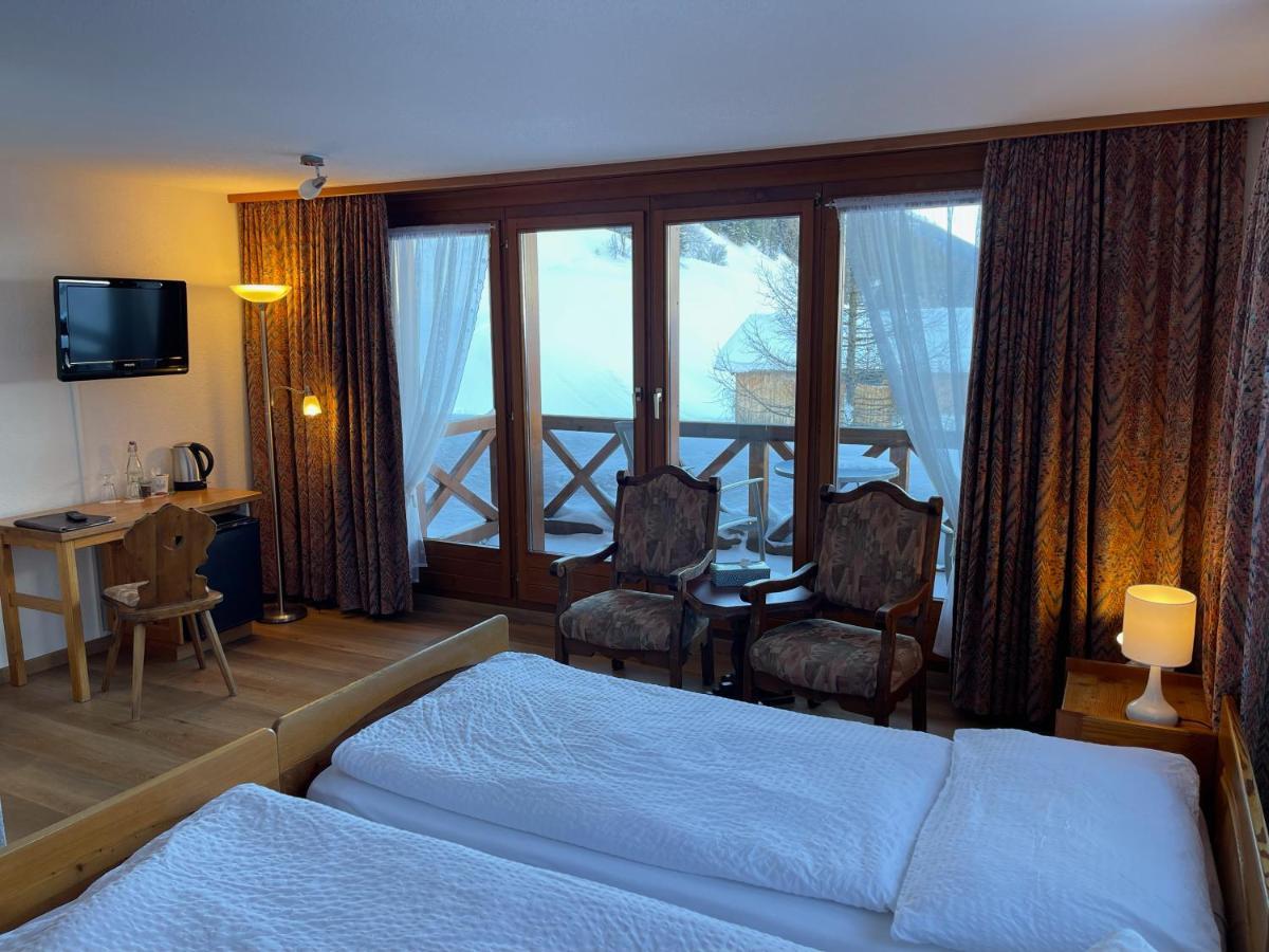 Hotel Alpenhof Обервалд Екстериор снимка