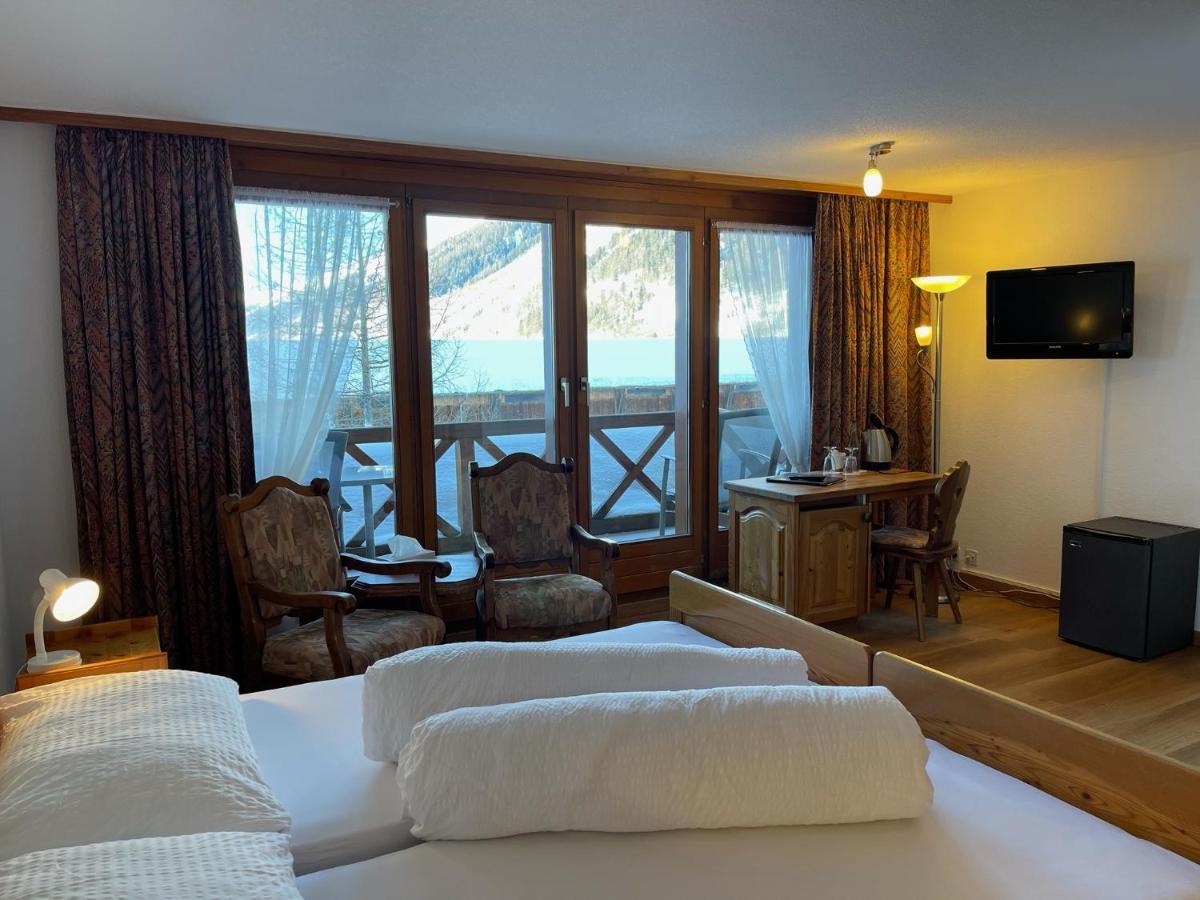 Hotel Alpenhof Обервалд Екстериор снимка